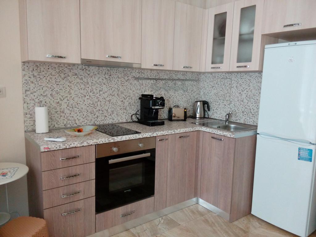 Apartment Tanita Pomorie Bagian luar foto