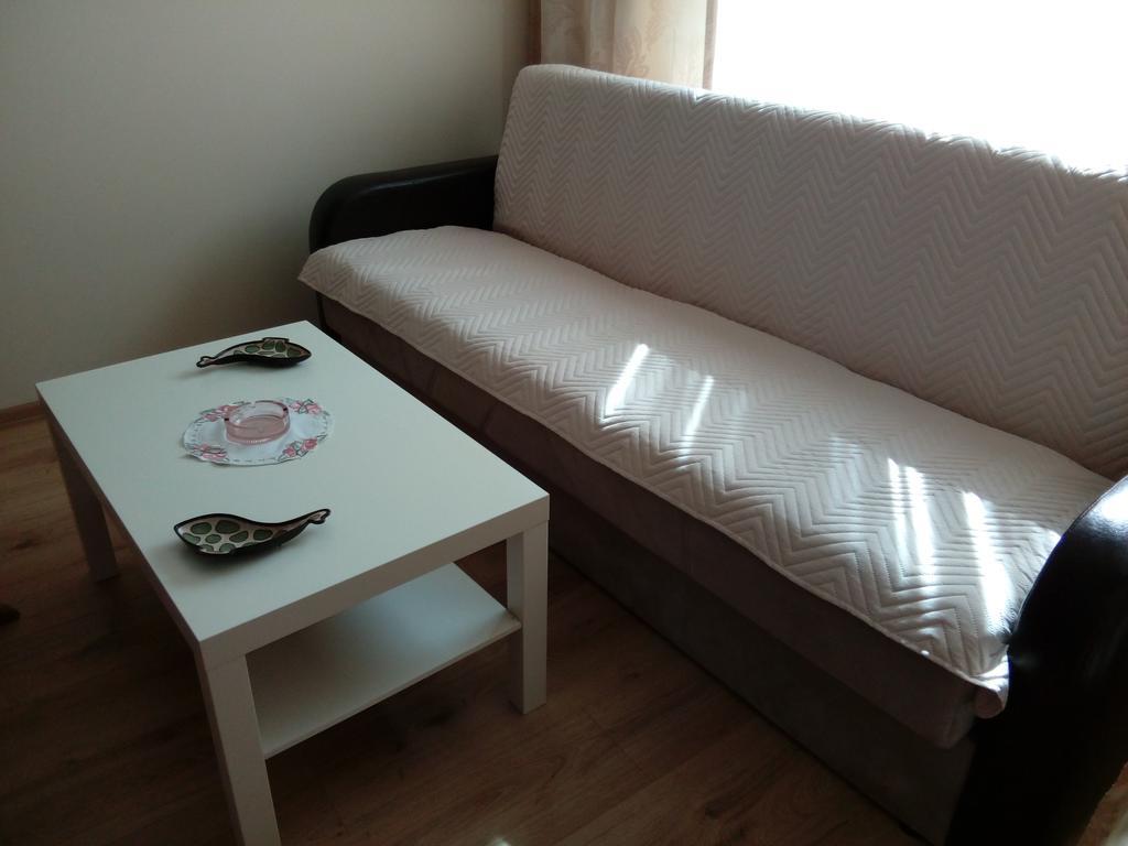Apartment Tanita Pomorie Bagian luar foto